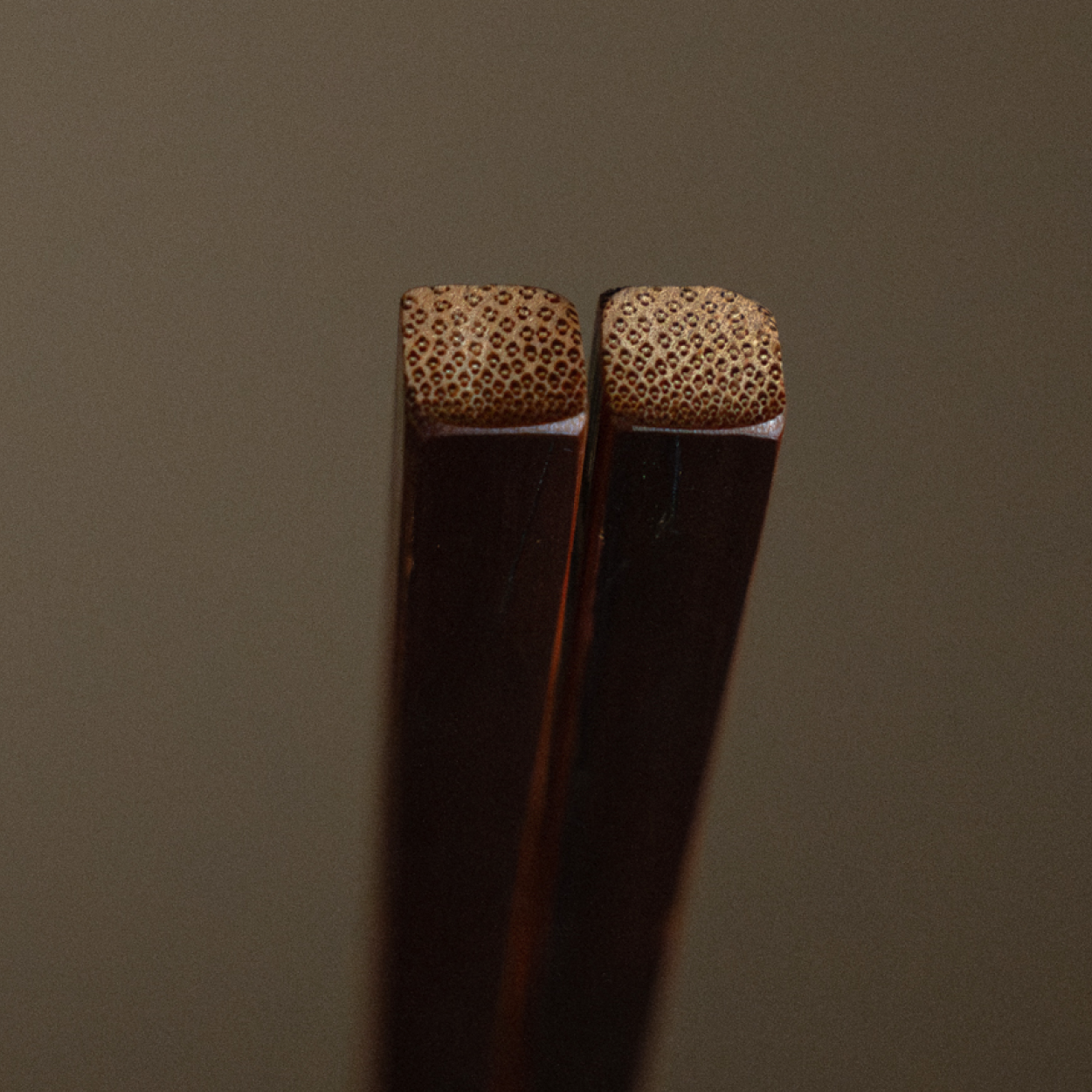 Susudake Square Chopsticks & Holder