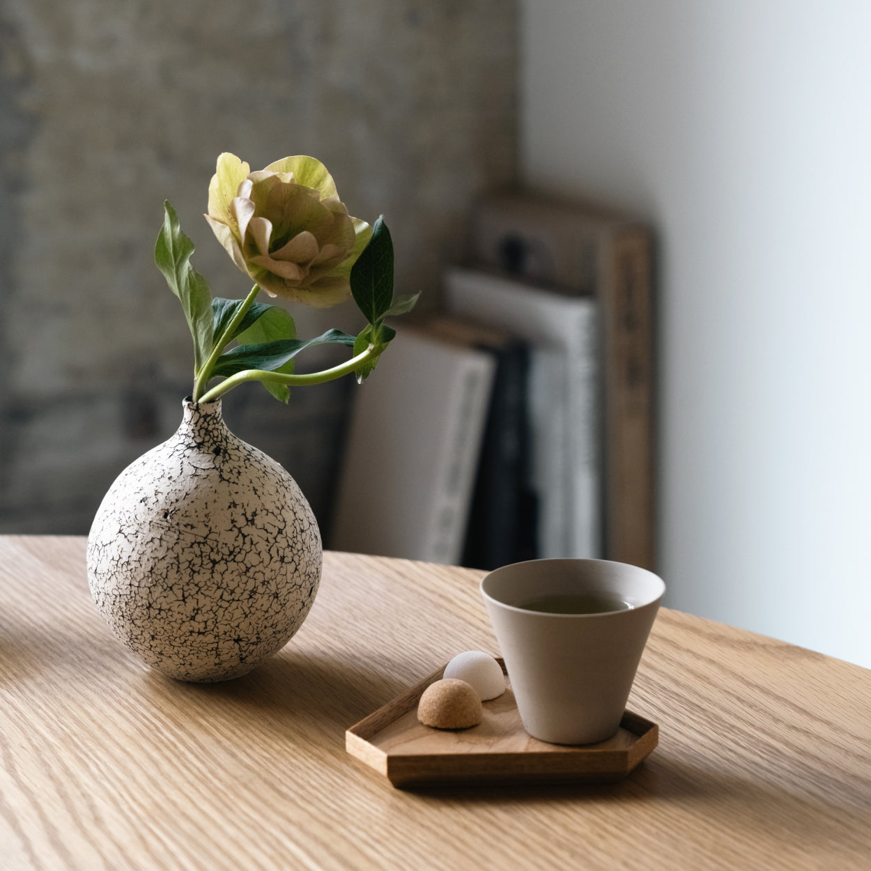 Tsum Triangular Tray