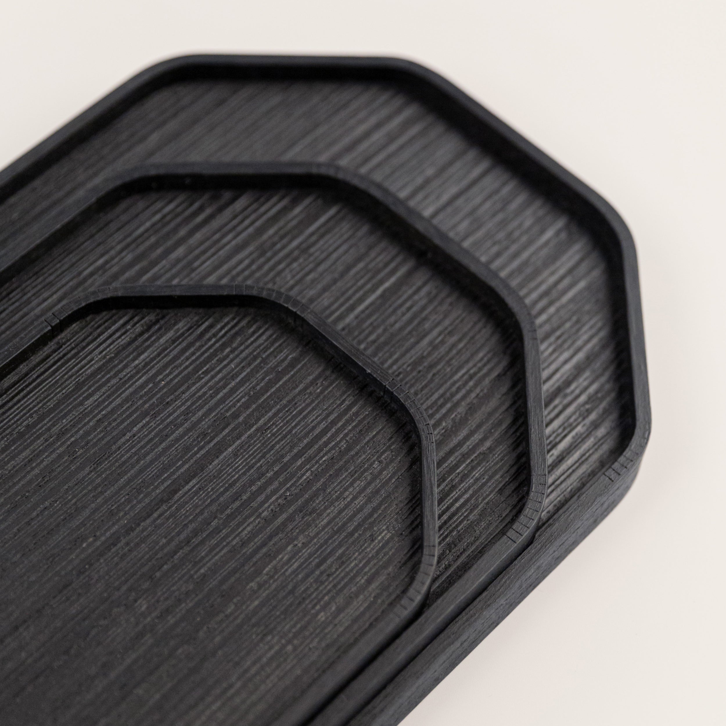 Hegi Tray in Black
