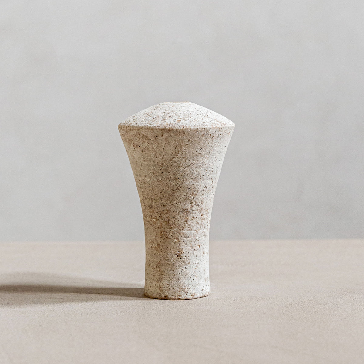 Hydria vase M
